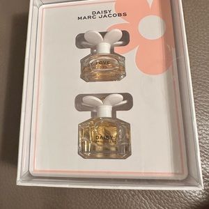 Mini Daisy Perfume Set